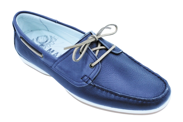 Mocassim Mariner com cadarço, forrado em couro e sola bicolor